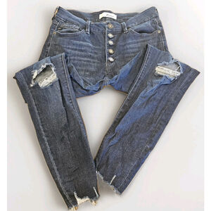 KanCan's Skinny Dark Wash Size 28 With Distressed Knees & Ankles
